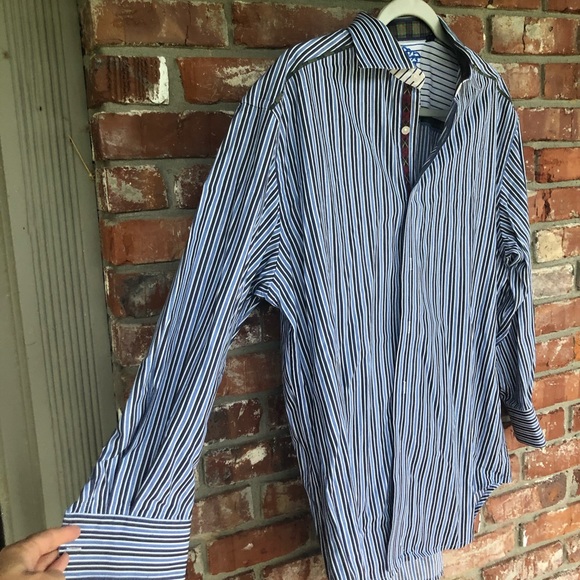 Robert Graham blue and white button down size L - Picture 4 of 7